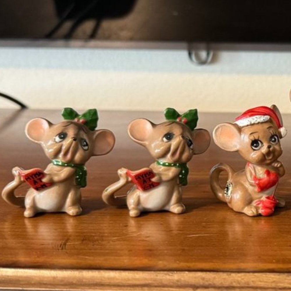 Three Josef Originals Teensy Ceramic Vintage Mice